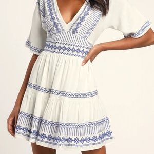 NWB Gone to Greece White Embroidered Short Sleeve V-Neck Mini Dress